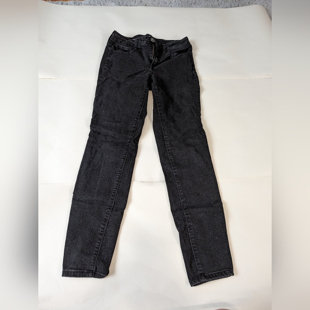 SO Low rise skinny jeans